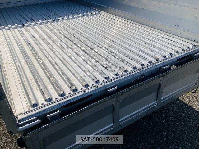 Toyota DYNA TRUCK 2014-10 7217776-11