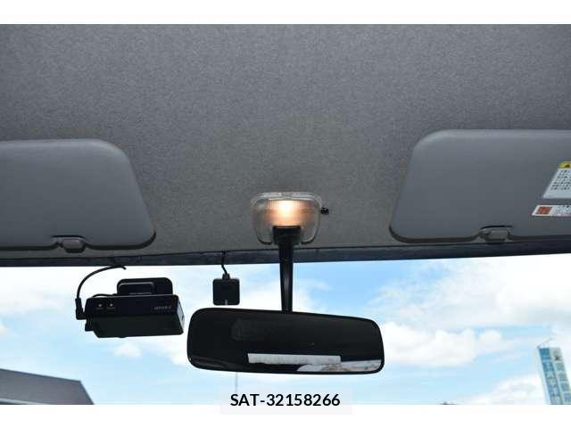 Toyota DYNA TRUCK 2018-05 7217791-23