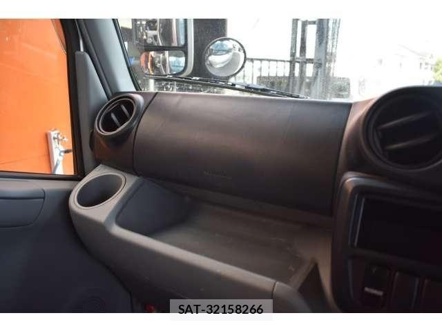Toyota DYNA TRUCK 2018-05 7217791-25