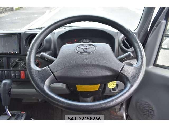 Toyota DYNA TRUCK 2018-05 7217791-5