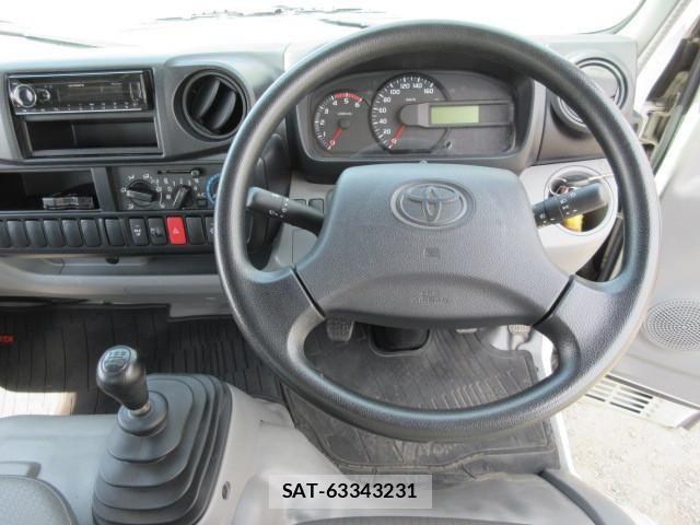 Toyota DYNA TRUCK 2021-04 7250608-14