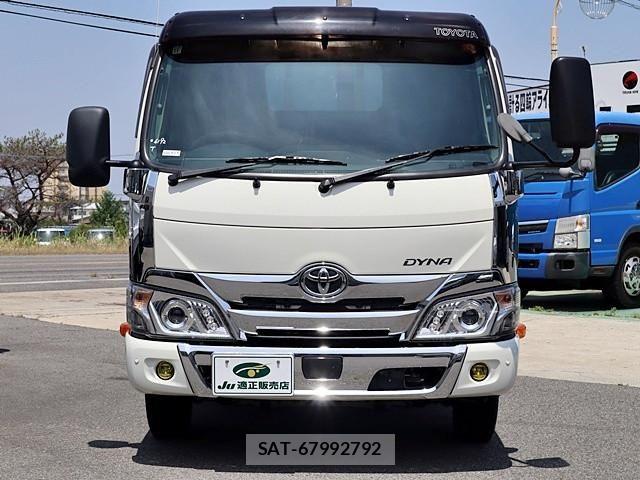 Toyota DYNA TRUCK 2022-11 7250614-2