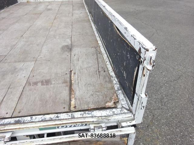 Toyota DYNA TRUCK 2019-05 7271836-11