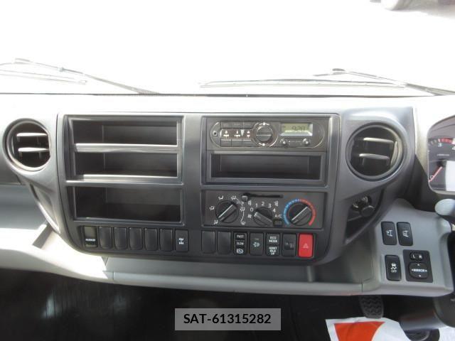 Toyota DYNA TRUCK 2017-06 7326808-12