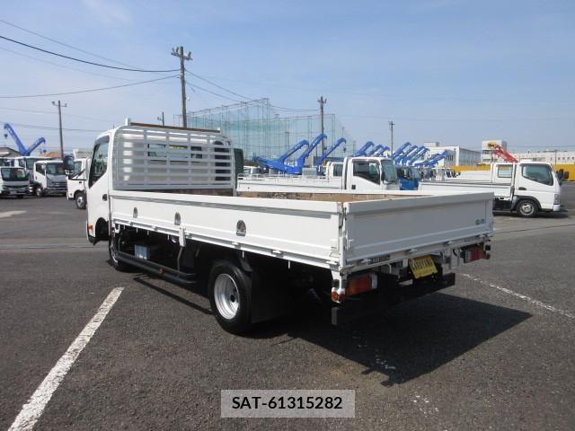 Toyota DYNA TRUCK 2017-06 7326808-2