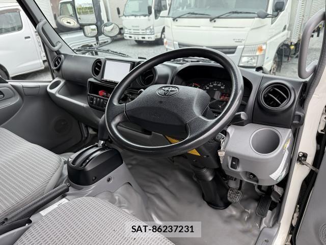 Toyota DYNA TRUCK 2018-06 7326817-16