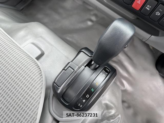 Toyota DYNA TRUCK 2018-06 7326817-18