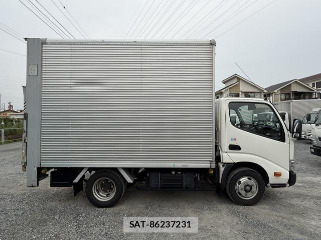 Toyota DYNA TRUCK 2018-06 7326817-3
