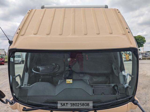 Toyota DYNA TRUCK 2019-02 7326820-27