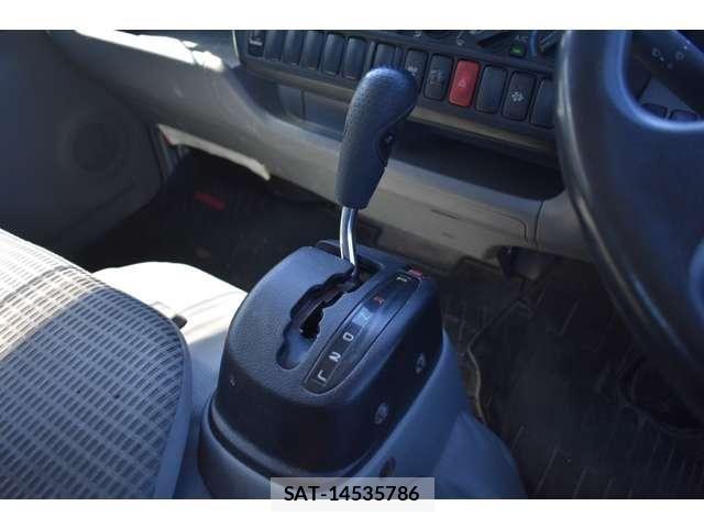 Toyota DYNA TRUCK 2018-02 7326821-4