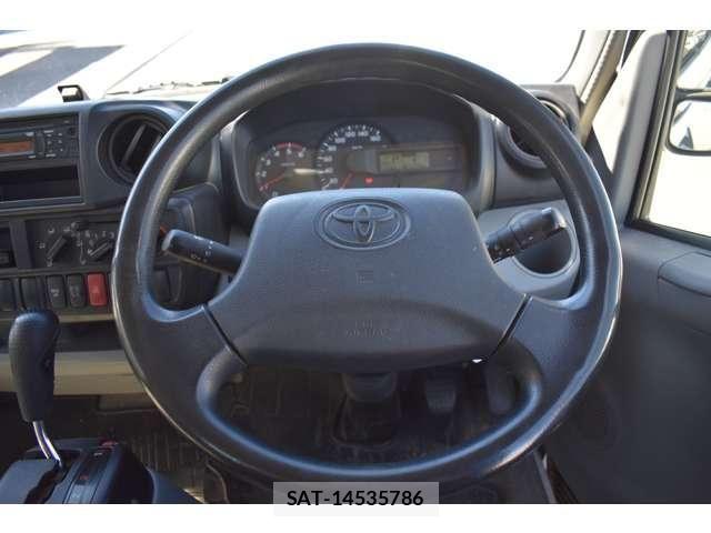 Toyota DYNA TRUCK 2018-02 7326821-5