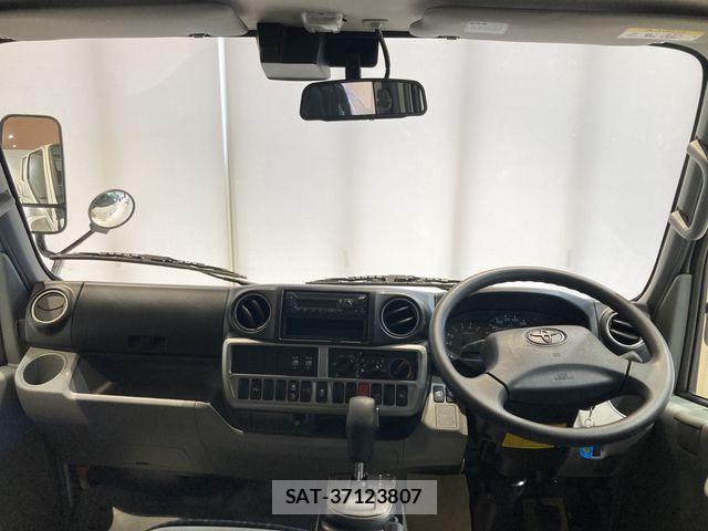 Toyota DYNA TRUCK 2026-05 7357601-14