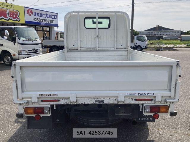 Toyota DYNA TRUCK 2020-06 7357598-22