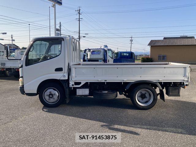 Toyota DYNA TRUCK 2006-03 7357606-2