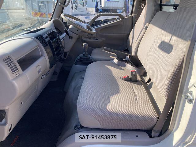 Toyota DYNA TRUCK 2006-03 7357606-7