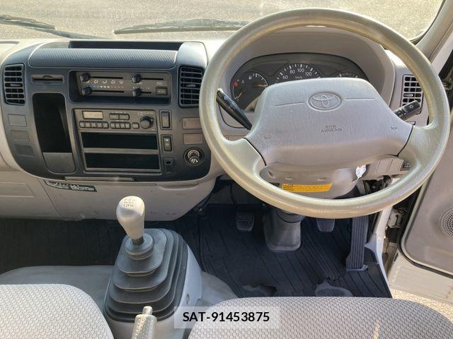 Toyota DYNA TRUCK 2006-03 7357606-8