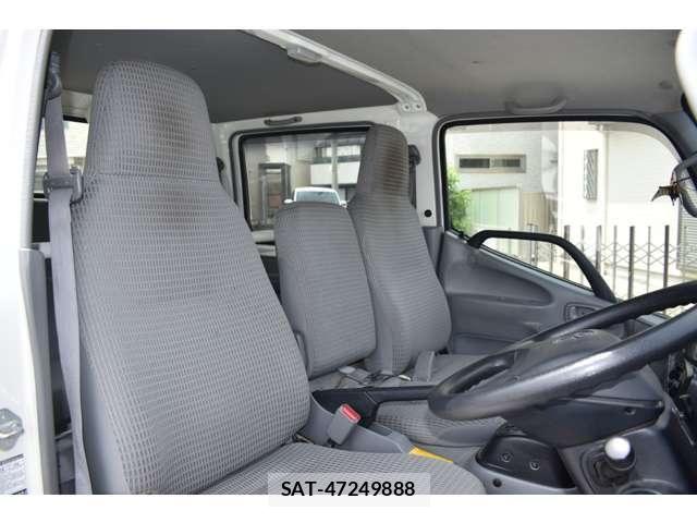 Toyota DYNA TRUCK 2020-04 7357600-11