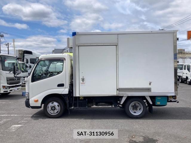 Toyota DYNA TRUCK 2017-09 7392000-4