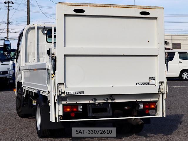Toyota DYNA TRUCK 2022-06 7500367-1