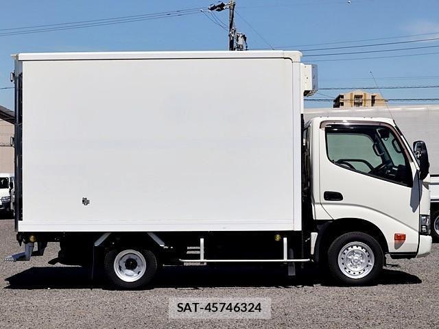 Toyota DYNA TRUCK 2021-03 7500366-7