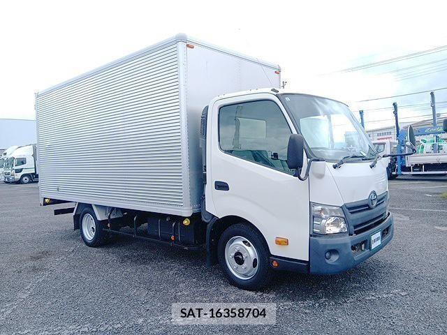 Toyota DYNA TRUCK 2017-03 7500373-2