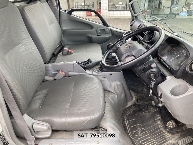 Toyota DYNA TRUCK 2022-03 7722882-4