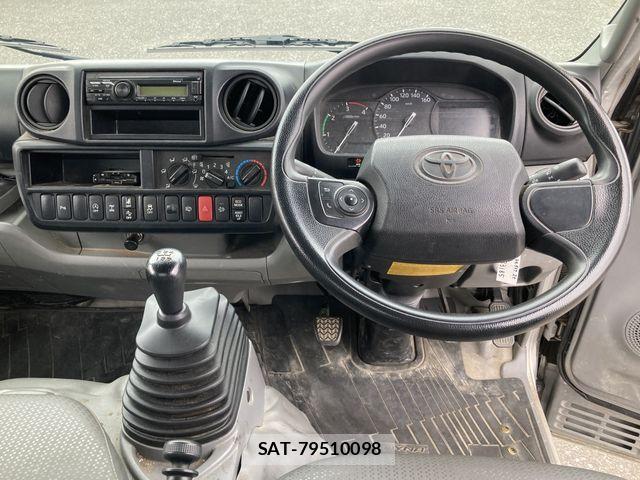Toyota DYNA TRUCK 2022-03 7722882-6