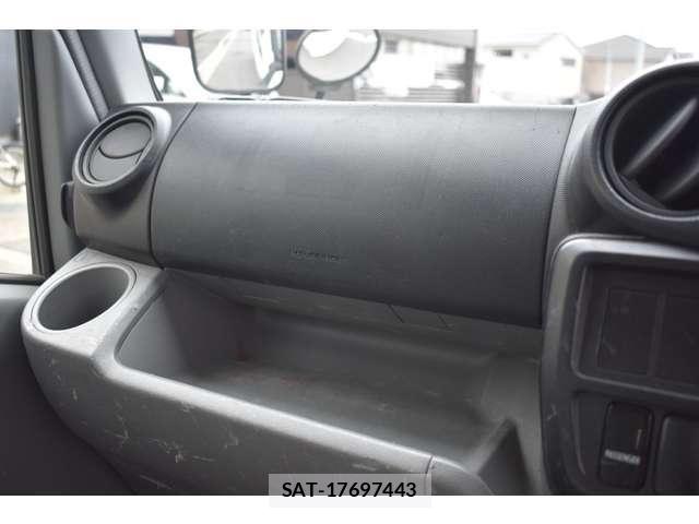 Toyota DYNA TRUCK 2018-04 7722902-23