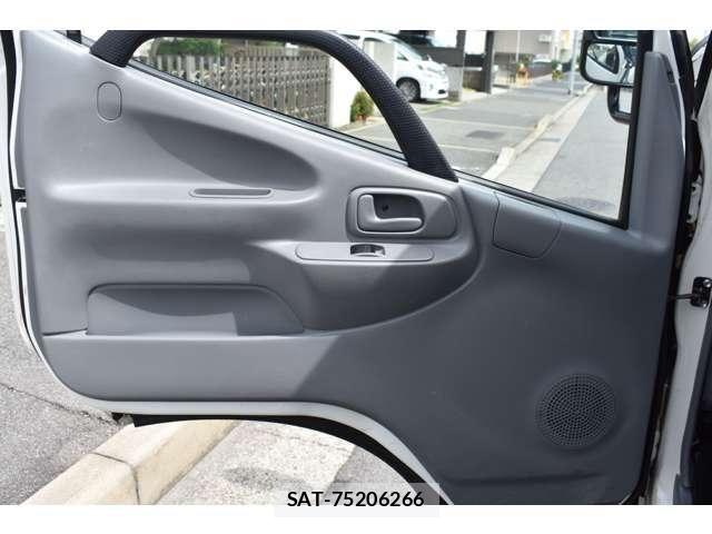 Toyota DYNA TRUCK 2022-05 7722883-9