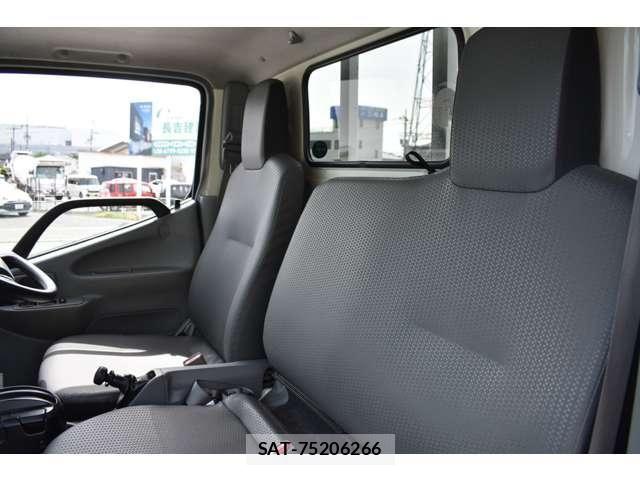 Toyota DYNA TRUCK 2022-05 7722883-24