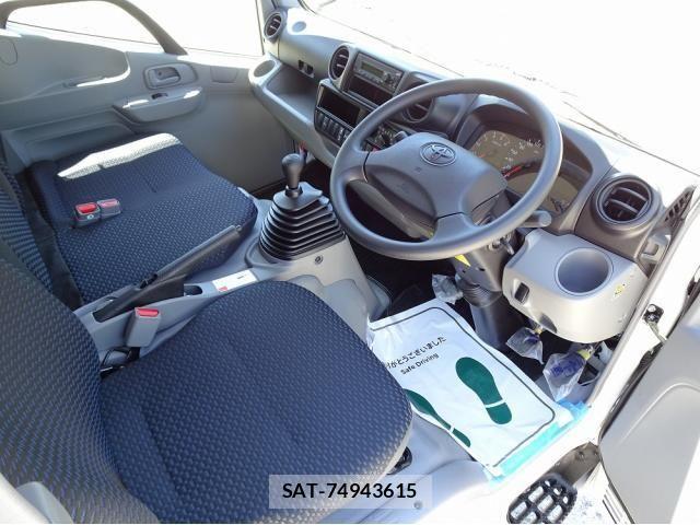 Toyota DYNA TRUCK 2026-02 7722880-7