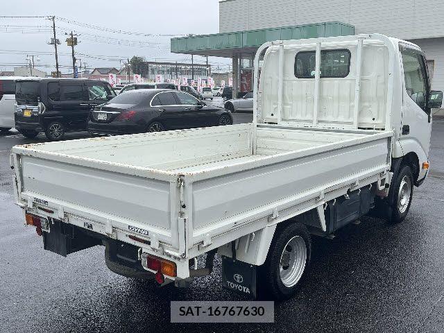 Toyota DYNA TRUCK 2021-06 7722888-2