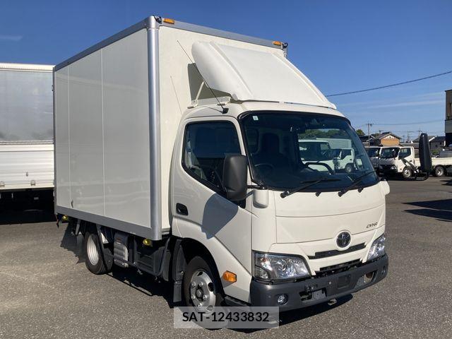 Toyota DYNA TRUCK 2024-06 7722881-0