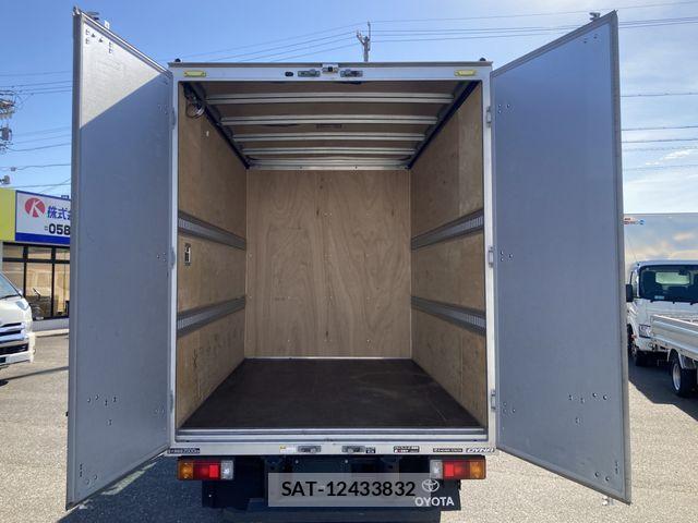 Toyota DYNA TRUCK 2024-06 7722881-11