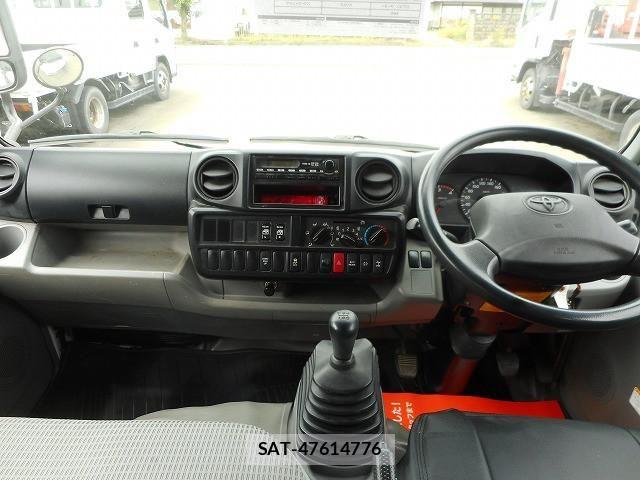 Toyota DYNA TRUCK 2016-04 7722885-11