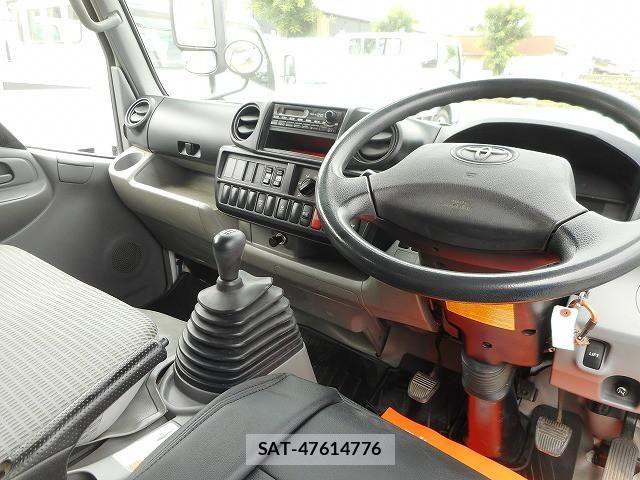 Toyota DYNA TRUCK 2016-04 7722885-12