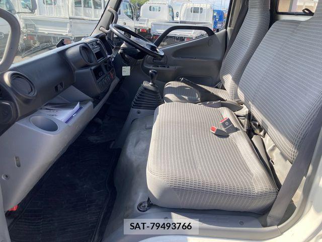 Toyota DYNA TRUCK 2017-04 7722887-5