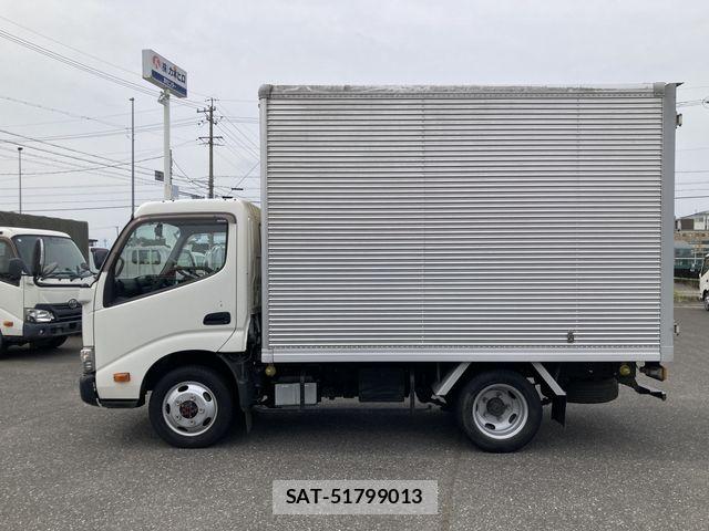 Toyota DYNA TRUCK 2017-06 7784493-2