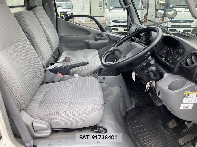 Toyota DYNA TRUCK 2019-06 7784494-6