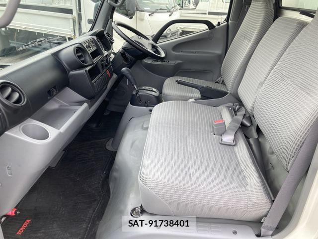 Toyota DYNA TRUCK 2019-06 7784494-7