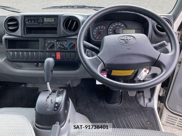 Toyota DYNA TRUCK 2019-06 7784494-8