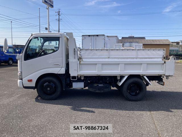 Toyota DYNA TRUCK 2021-08 7784502-21