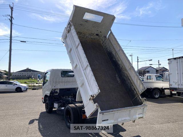 Toyota DYNA TRUCK 2021-08 7784502-8