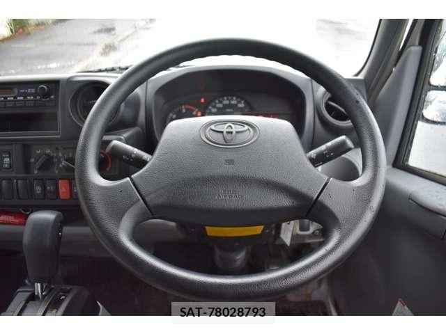 Toyota DYNA TRUCK 2014-09 7784501-1