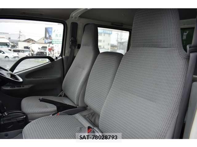 Toyota DYNA TRUCK 2014-09 7784501-24