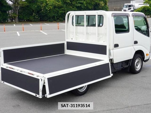 Toyota DYNA TRUCK 2021-04 7784496-9