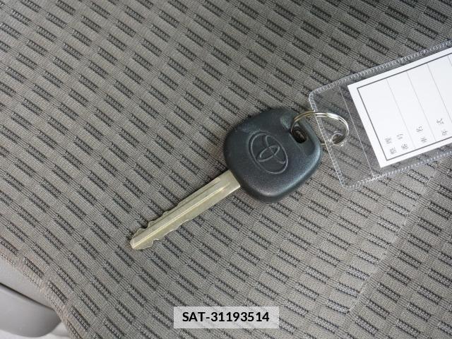 Toyota DYNA TRUCK 2021-04 7784496-28
