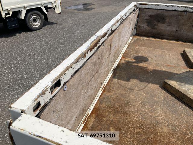 Toyota DYNA TRUCK 2017-02 7784497-11