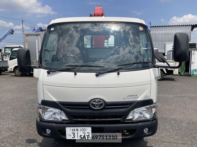 Toyota DYNA TRUCK 2017-02 7784497-19
