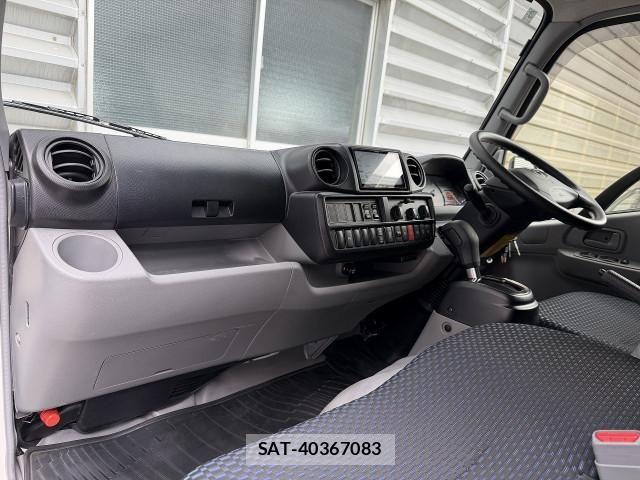 Toyota DYNA TRUCK 2025-03 7961315-16